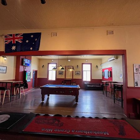 Royal Mail Hotel - Meekatharra Eksteriør bilde